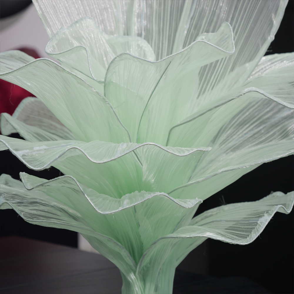Bomng Airy Green Veil Eternal Table Flower