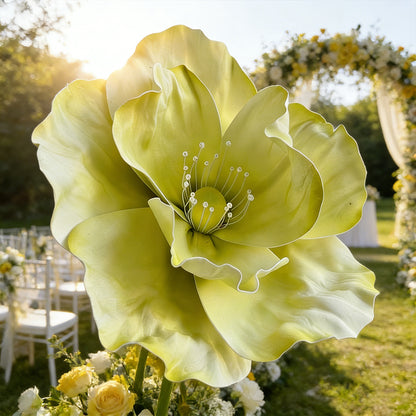 Bomng Luminous Poppy Green Premium Flower