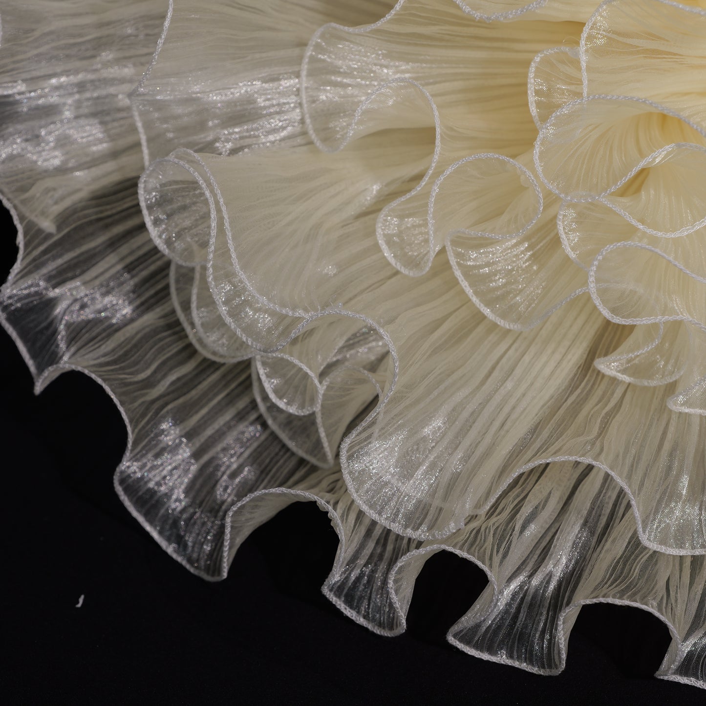 Bomng Ethereal Sheer Premium Flower