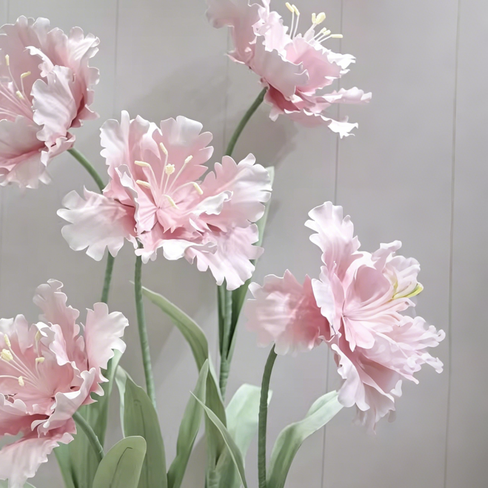 Bomng Radiant Tulip Column Premium Flower