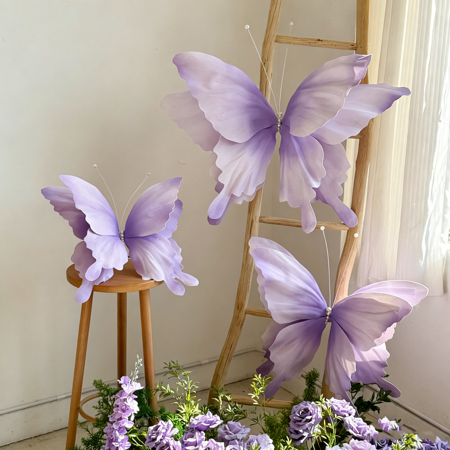 Bomng Ethereal Flutter Art Accent